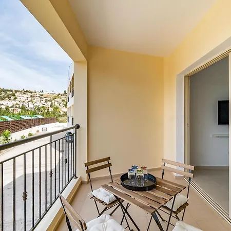 Apartment Ena Studio By Ezoria Villas *